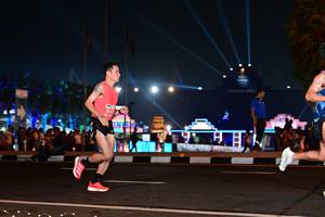 BIB: 254
                            <button type="button" onclick="openModal(15062899)" class="btn btn-primary btn-sm float-right btn-popup" data-toggle="modal" data-target=".modal-high-quality">
                        <i class="fas fa-shopping-cart"></i> Add to Cart
                    </button>
                                            <button type="button" onclick="isThisMe(15062899, true)" class="btn btn-success btn-sm float-right btn-popup btn-isme hidden" data-toggle="tooltip" data-placement="bottom" title="นี่คือรูปของคุณใช่ไหม คลิกที่นี่เพื่อเอาเข้าอัลบั้ม">
                        <i class="fas fa-plus"></i> Add to album
                    </button>
                    <button type="button" onclick="isThisMe(15062899, false)" class="btn btn-warning btn-sm float-right btn-popup btn-isnotme hidden">
                        <i class="fas fa-ban"></i> Remove from album
                    </button>